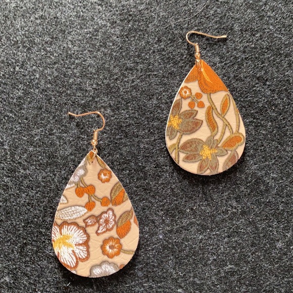 Double sided soft earrings - Picture 4 of 10